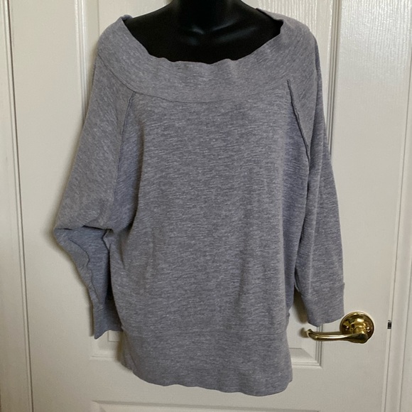 We The Free Tops - Free People off the shoulder❤️HP 1/12❤️